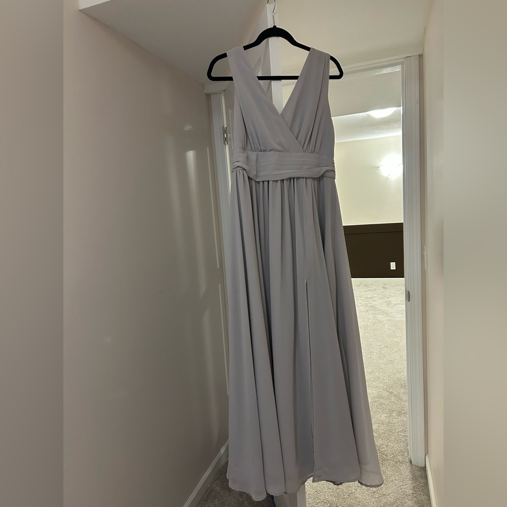 Lulu's Soft Light Gray Sleeveless V-Neck Maxi Dress